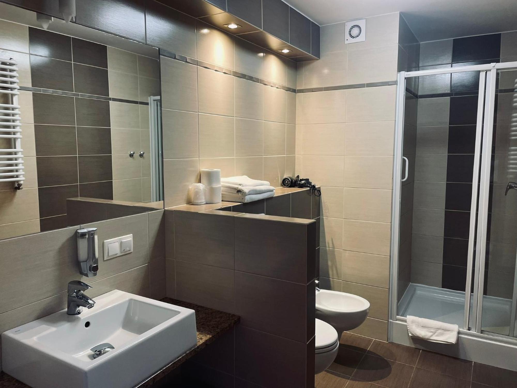 Papaver Hotel Ślesin Extérieur photo