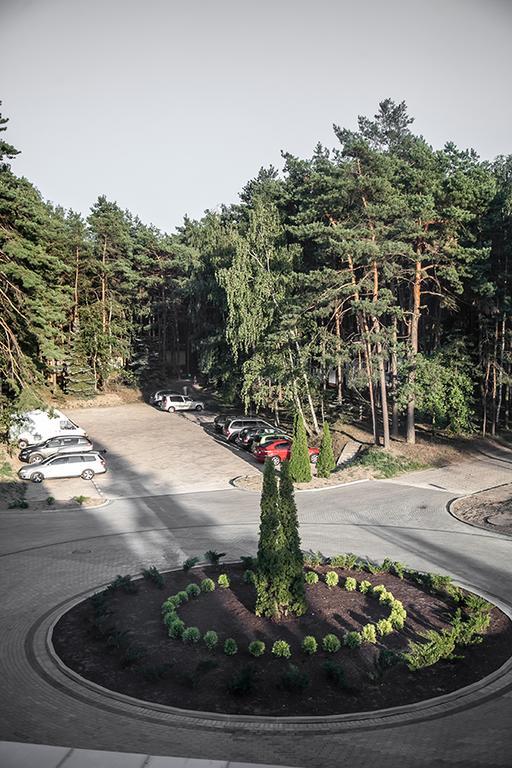 Papaver Hotel Ślesin Extérieur photo